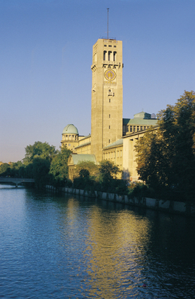 Deutsches Museum outside 276x